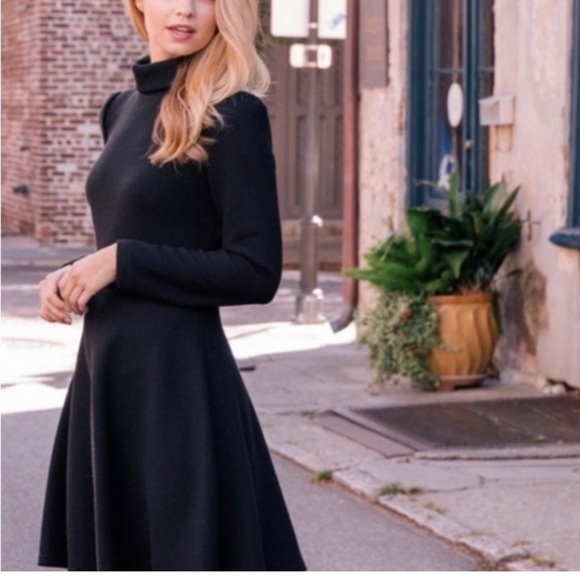 Gal Meets Glam Dresses & Skirts - Gal Meets Glam Black Fit and Flare Long Sleeve Harlow Dress Size 18